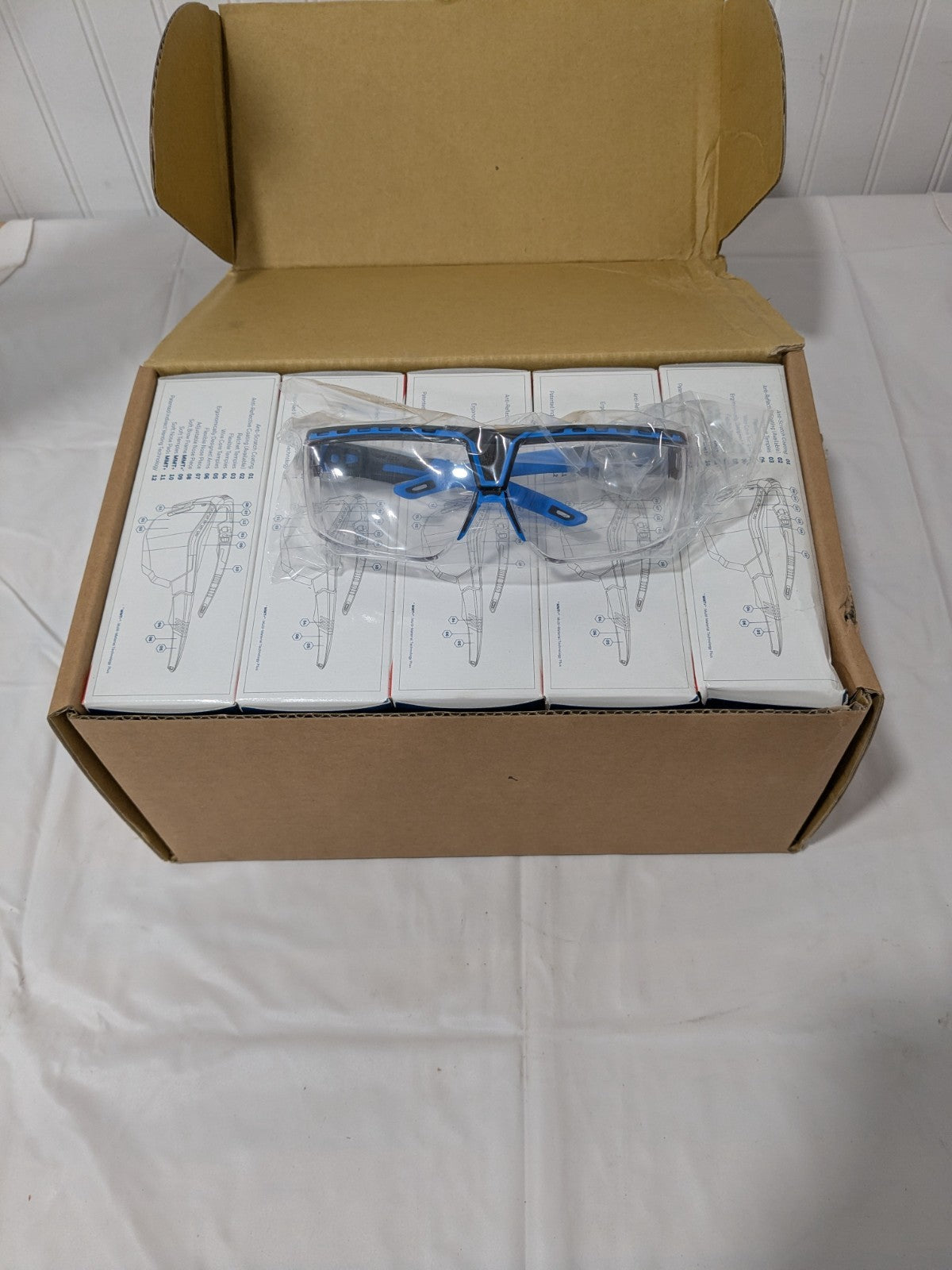 UVEX Safety Glasses: Clear Lens Color, Half-Frame Qty 10 S3853