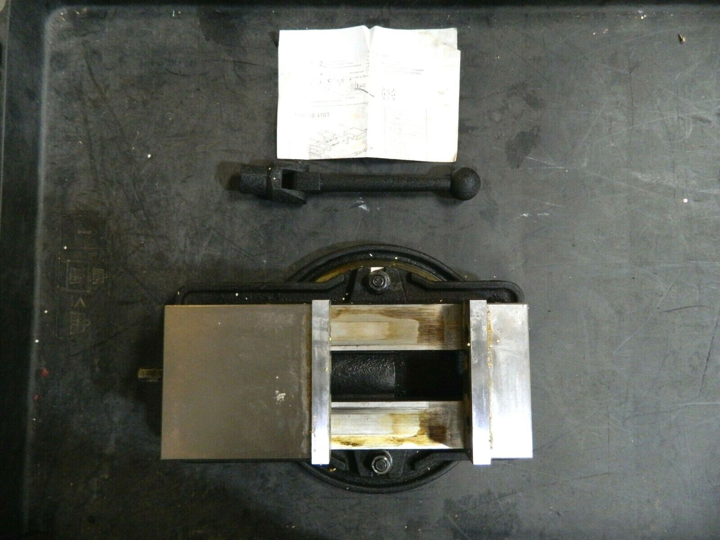 Interstate Swivel Machine Vise 5" Jaw Width 4-19/32" Jaw Opening Cap 0