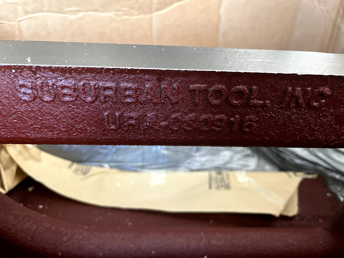 SUBURBAN TOOL 1 Hole, 16" High x 8" Wide x 9" Deep, Right Angle Iron URA080916