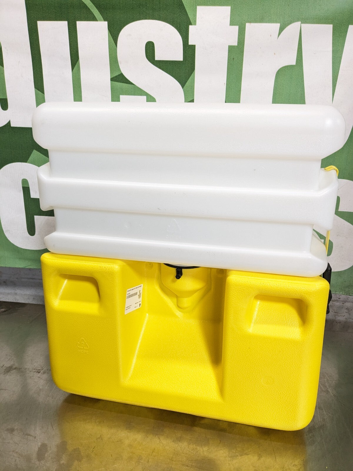 Bradley Portable Gravity-Fed Emergency Eyewash Station 7 Gallon S19-921