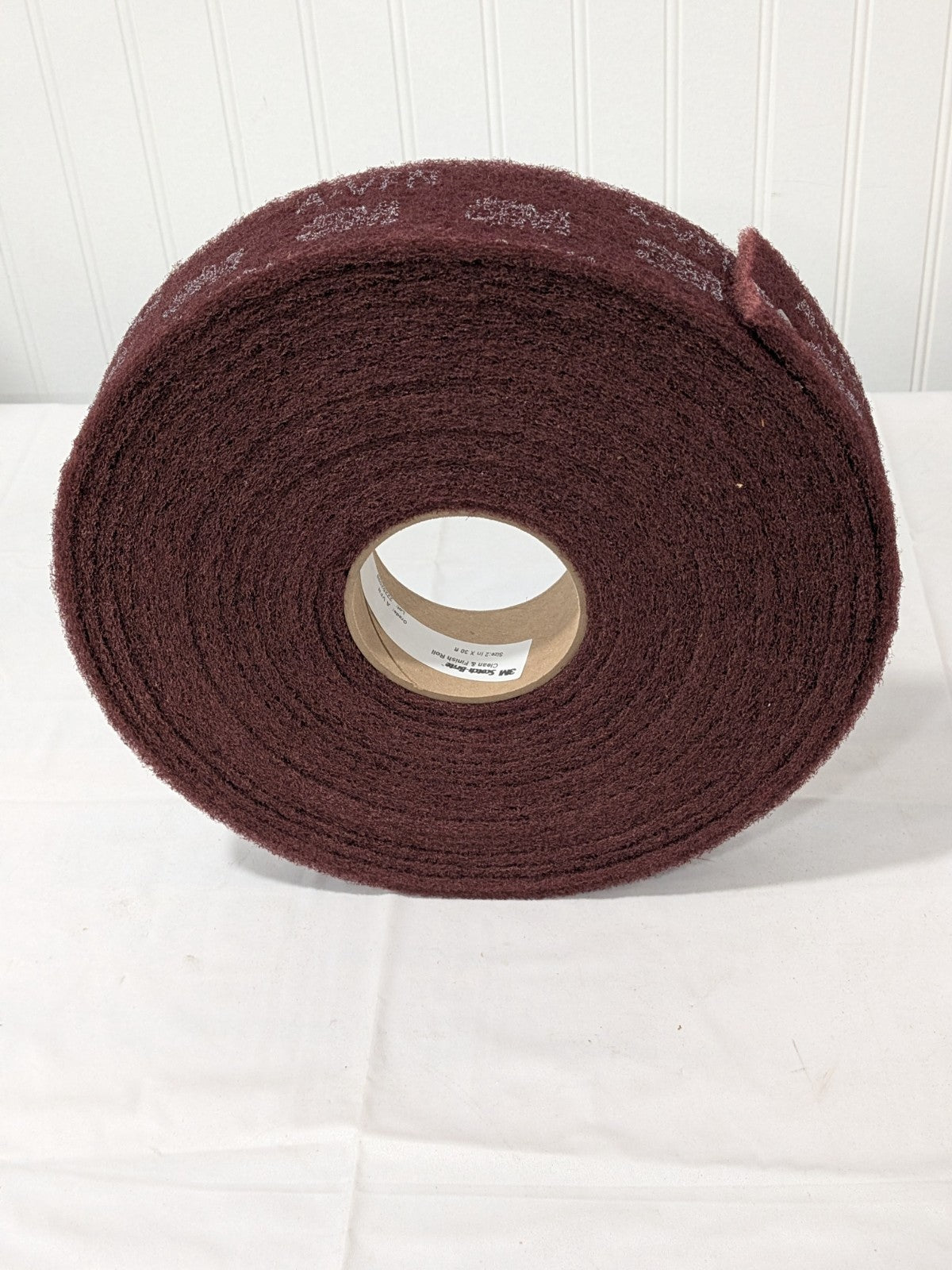 3M Non-Woven Roll: Aluminum Oxide, 2" Wide, 30' Long 7000121074