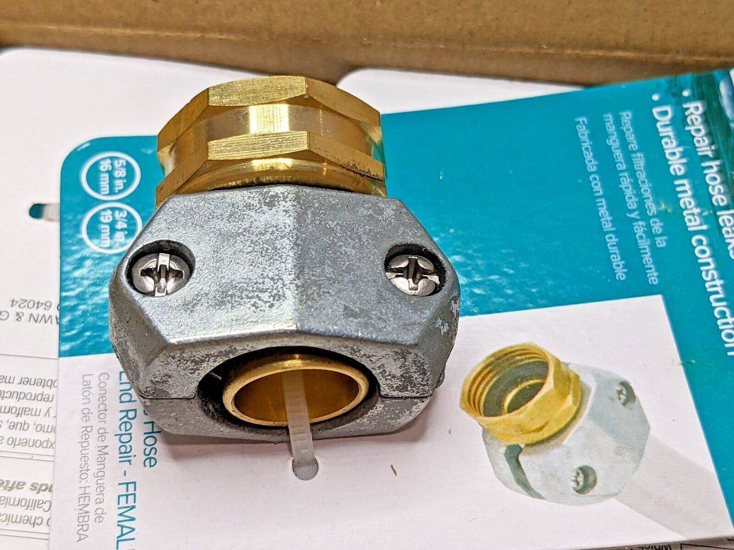 LOT of 12 Gilmour End Female Clamp Couplings 5/8" &amp; 3/4" 801014-10
