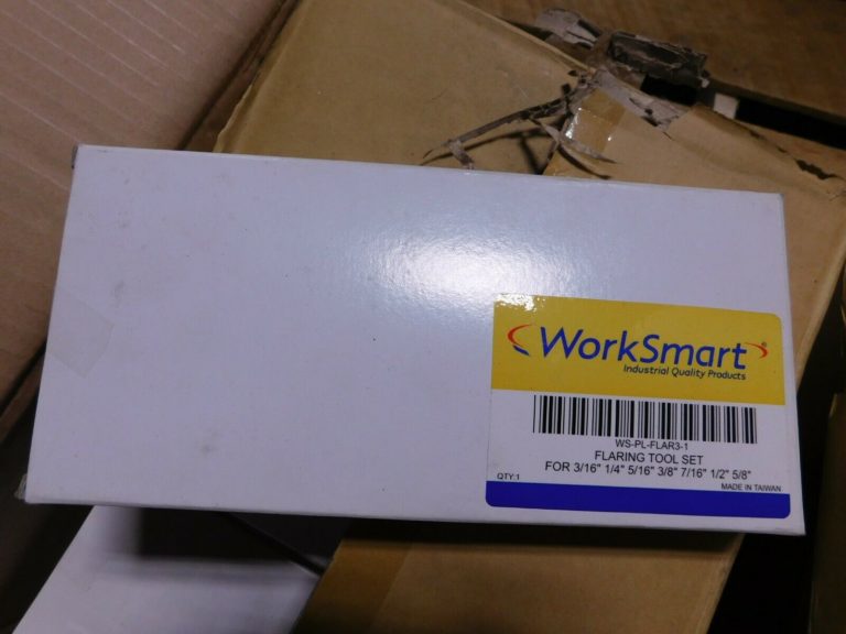 WorkSmart 3/16" to 5/8" Pipe Capacity Flaring Tool Kit - Box of 30