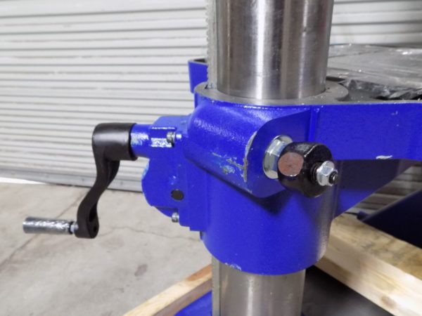 Vectrax Geared Head Mill / Drill Machine 20-7/16" Swing 1 HP 220v 3 Ph DAMAGED
