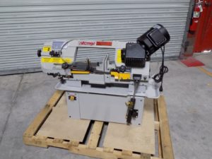Vectrax 7" x 12" Geared Head Band Saw 3-Speed 1 HP 220v 1 Phase DAMAGED