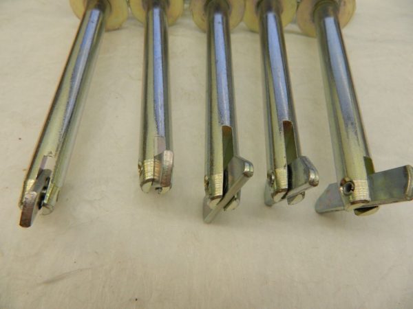 1/2″ Pin Diam, 5-3/4″ Long, Zinc Plated Steel Tension Lock Hitch Pin KP66845
