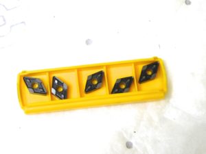Kennametal Carbide Turning Inserts DNMG333UP Grade-KCM25 CVD Coated Box of 5