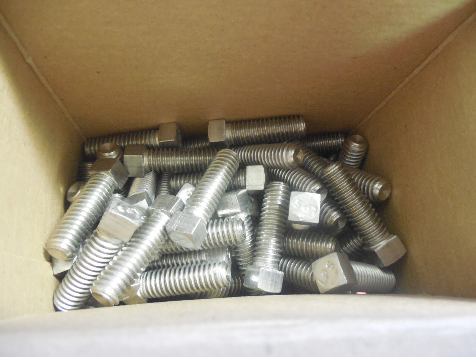 Professional Cup Point Set Screws 100Pk 5/16"-18 X 1" 18-8Ss Grade  R63006249 Industryrecycles