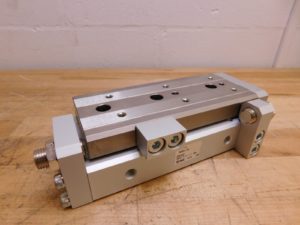 SMC MXQ Guided Cylinder, Slide Table Reversible 25mm Bore 75mm Stroke MXQR25-75A