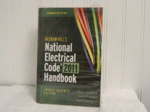 McGraw-Hill National Electrical Code 2011 Handbook 0071745703