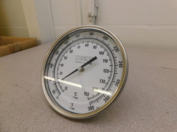 Wika Bi-Metal Thermometer 2-1/2" Stem 50 to 300° F 50025A008G4