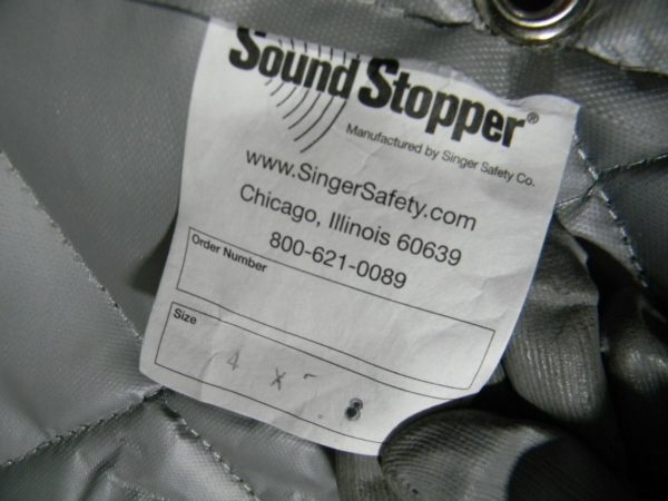 Singer Safety Vinyl / Fiberglass Modular Acoustic Screen 8 Ft. x 4 Ft. 22310148