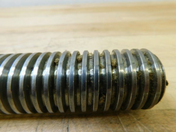 Pro-Grade Cross Feed Screw-Knee for GS16V and GS16F 41066770