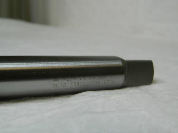 OSG Spiral Point Tap Powdered Metal RH M22x1.5 x 5-1/8" OAL D6 3FL 3380022156