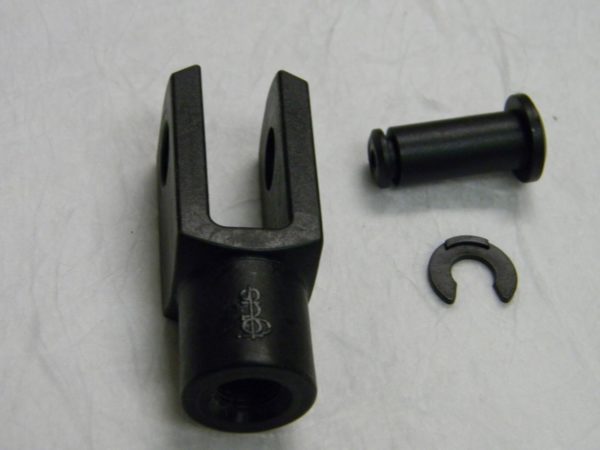 Igus Thermoplastic Polymer Clevis Joint Yoke with Pin & Clip QTY 25 GELIK-08