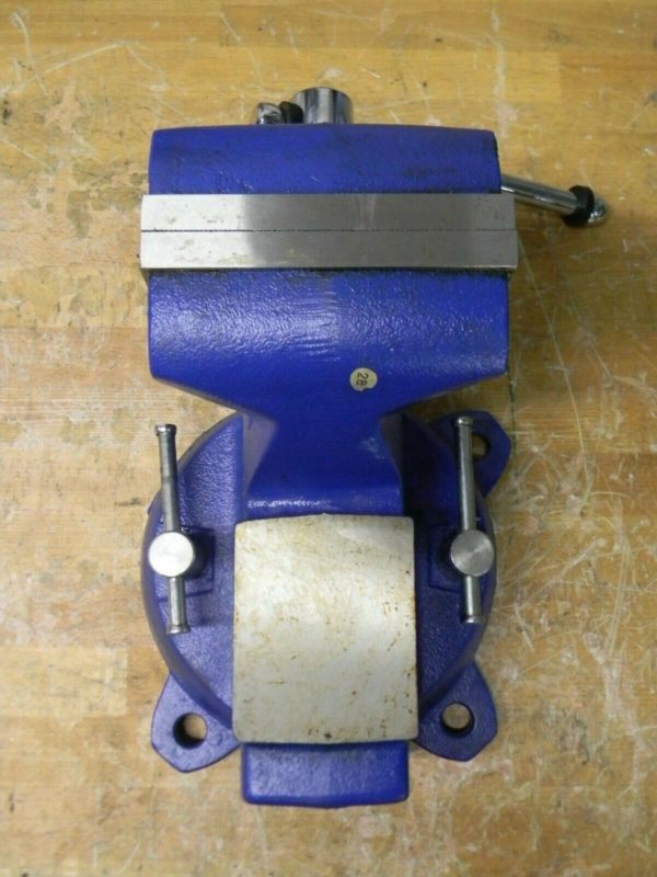 Gibraltar Combination Bench Vise w/ Swivel Base & Pipe Jaws 6" Jaw Width