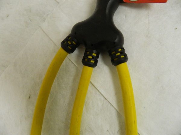 Coleman Cable 125 VAC 20A 3-Outlets Yellow/Black with Adapter 10613586