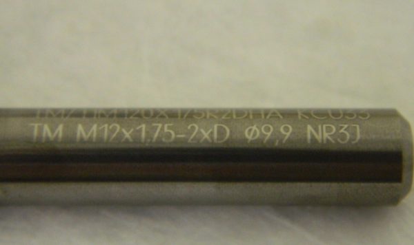 Kennametal M12x1.75 Internal 4-Flute Solid Carbide Helical Flute Thread 4135580