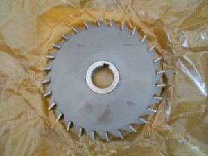 Precision Hss Side Milling Cutter 7" x 11/16" x 1-1/4" Straight Tooth 301-7415