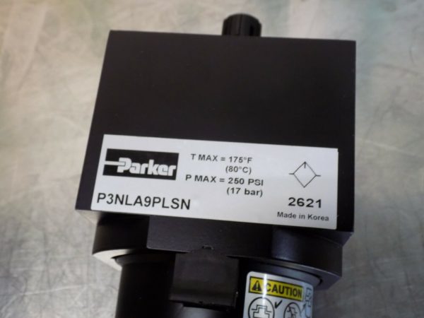 Parker General Industrial Mist Lubricator 1-1/2" NPT 260 SCFM 250 PSI Max.