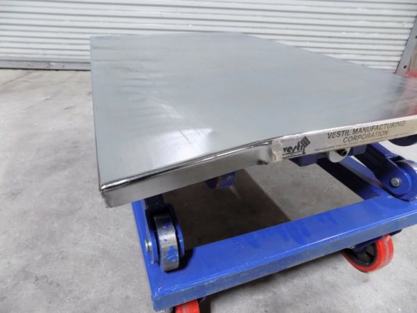 Vestil Mechanical Scissor Lift Cart 660 lb. Cap. 37" x 23" Platform CART-660-M