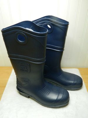 Dunlop Protective Footwear Unisex 10, (Women's Size 8) Steel Toe PVC Knee Boot
