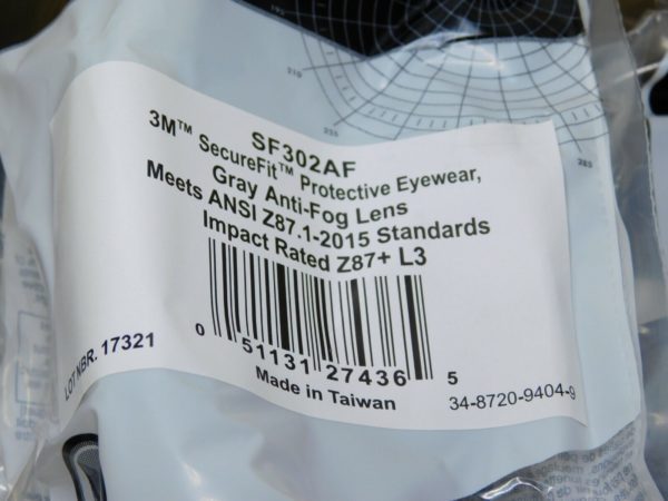 BOX of 20 3M SecureFit Protective Eyewear Gray Anti-Fog/Scratch Lens SF302AF