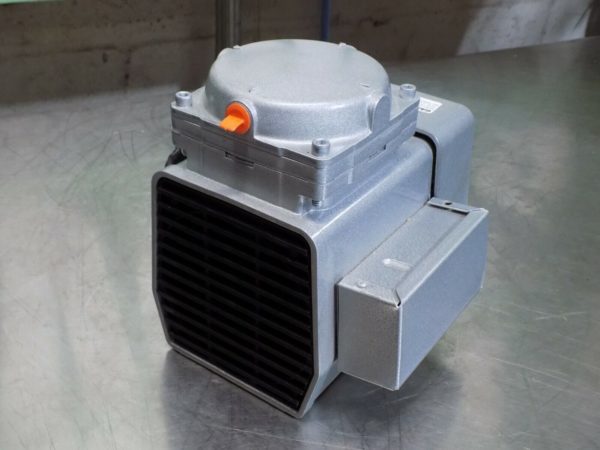 Gast Diaphragm Air Compressor / Vacuum Pump 1/3 HP 115v DOA-P703-FB Damaged