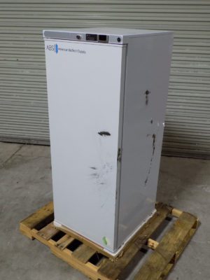 American Biotech Supply Solid Door Laboratory Refrigerator ABT-HC-10PS Damaged