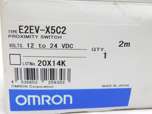 OMRON Proximity Switch 12 to 24 VDC E2EV-X5C2