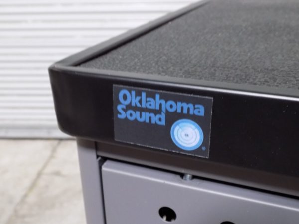 Oklahoma Sound 32-Device Duet Charging Cart 18 Ga. Steel 38" x 28" x 22" DCC