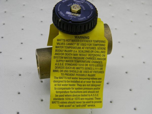 WATTS 1/2″ Pipe Lead Free Brass Water Mixing Valve & Unit 0559130