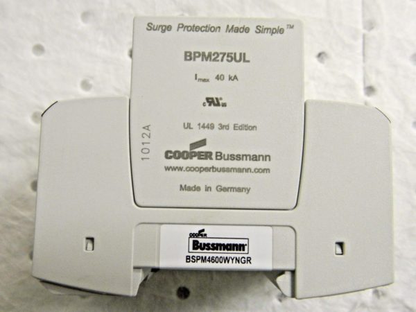Cooper Bussmann Thermoplastic Hardwired Surge Protector 20 kA 4P BSPM4600WYNGR
