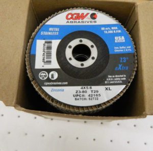 CGW ABRASIVES 10pcs Flap Disc: 5/8″ Hole 80 Grit, Zirconia Alumina Type 29 42165