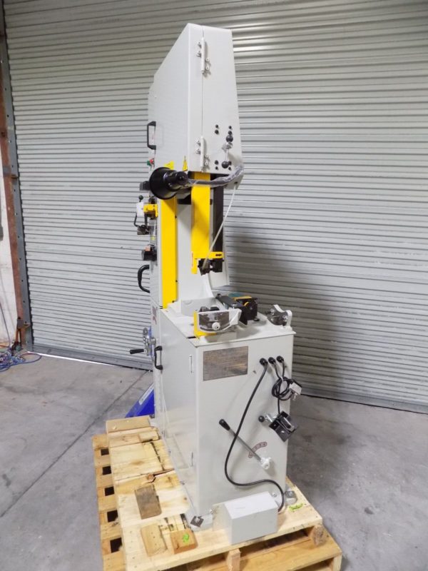 Vertical Variable Speed Bandsaw w/ Auto-Slide Table and Blade Welder 220v 3 Ph