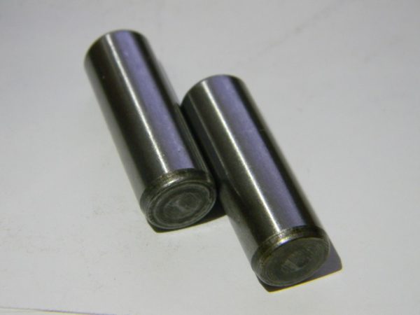 Unbrako 1/2" x 1" Pin Length Grade 8 Oversized Dowel Pins Box of 40 119158