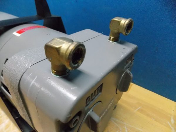 Welch Rotary Vane Vacuum Pump 3.2 CFM 1/3 HP 115 V Model #8120B-01 REPAIR