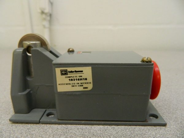 Eaton Cutler-Hammer Limit Switch General Purpose Push Roller 10316H-10