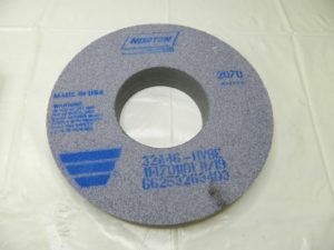 Norton Surface Grinding Wheel 12" Diam 5" Hole 2" Thick 46 Grit 66253263403