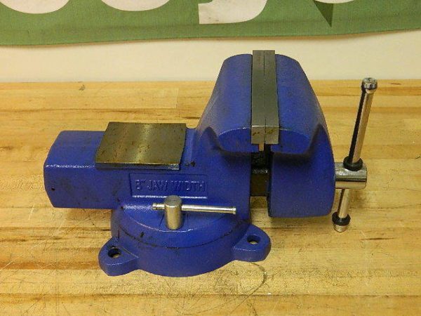 Gibraltar Combination Pipe / Bench Vise w/ Swivel Base 8" Jaw Width