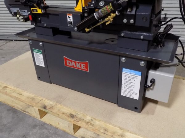 Dake 7 x 12 Manual Horizontal Bandsaw 85 to 235 FPM 3/4 HP 110v 1 Ph SE712
