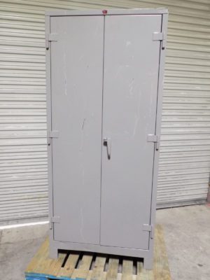 Lyon DD1115 Industrial Storage Cabinet 4-Shelf 82" x 36" x 24" Scratch N Dent