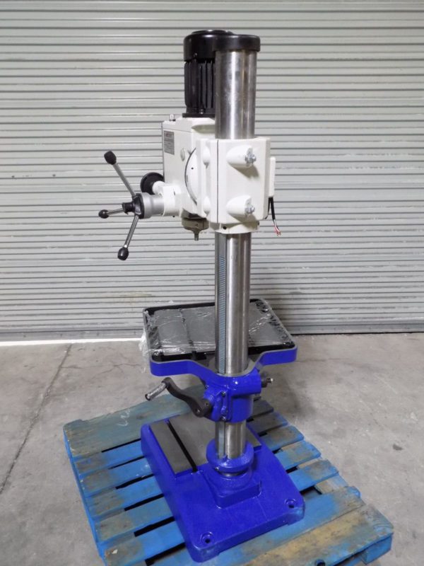 Vectrax Geared Head Mill Drill Machine 20-7/16" Swing 65 - 1550 RPM 220v 1 Ph.