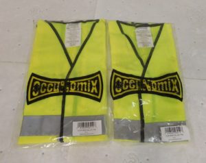 OccuNomix High Visibility Yellow Solid Standard Vest Med Lot of 2 LUX-SSFULLG-YM
