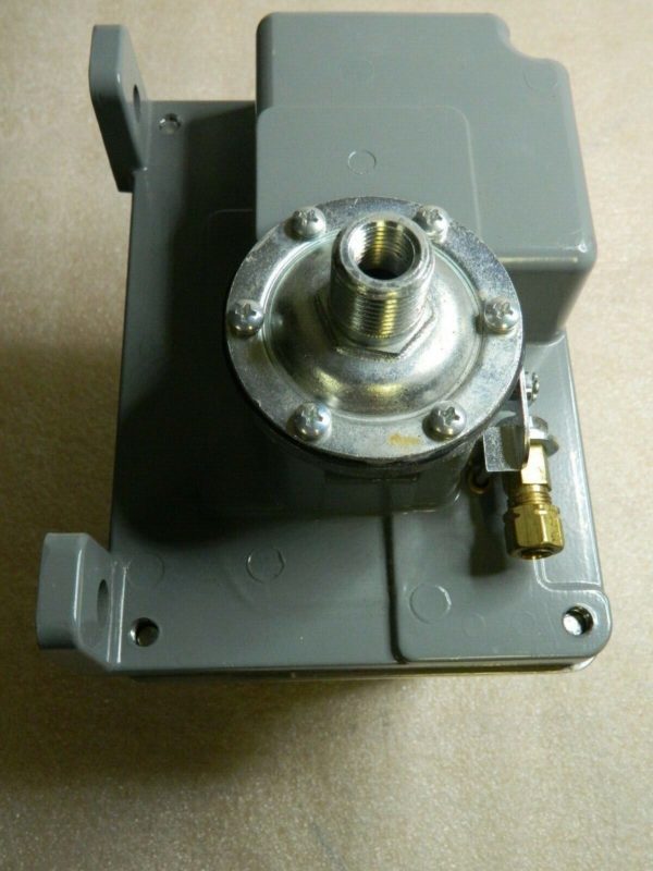 Schneider Electric Industrial Pressure Sensors 9013GHW3J57PXZ16