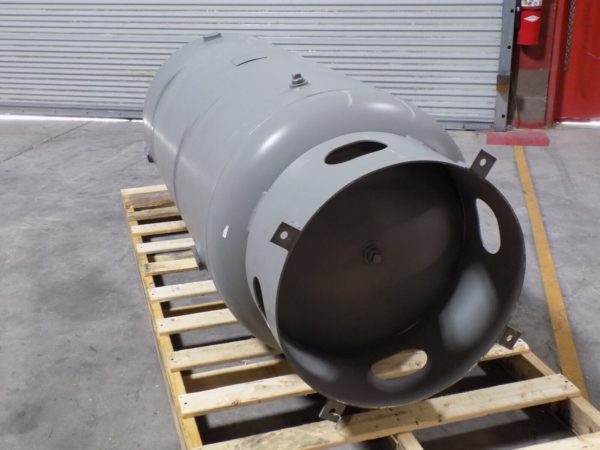 Manchester Tank Vertical Air Receiver 200 Gallon 200 Max. PSI Scratch N Dent