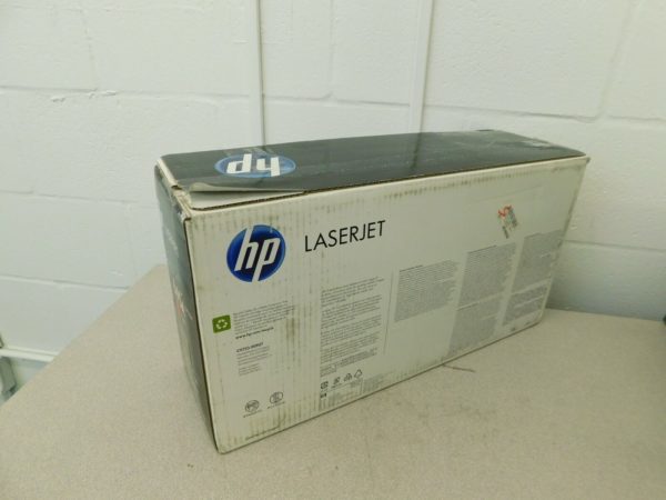 Hewlett-Packard Magenta Toner Cartridge for HP Color Laser Jet 5500 HEWC9733A
