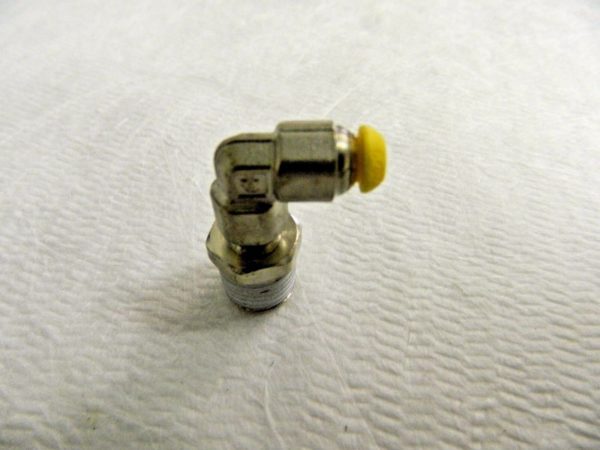 Parker 90 DG Male Elbow 4 mm x 1/4-19 BSPT Nickel Plated Brass Qty 5 XC63PB4-1/4