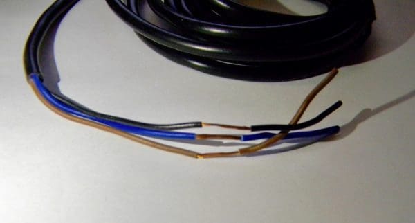 Telemecanique Sensors Cable Connector 2m Photoelectric Sensor XUB9BPBNL2