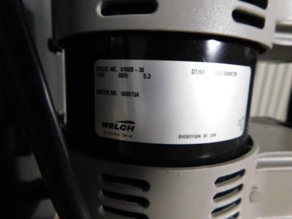 WELCH 1/2 HP Rotary Vane Vacuum Pump 8150B-30